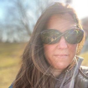 Meet your Posher, Marie-gil